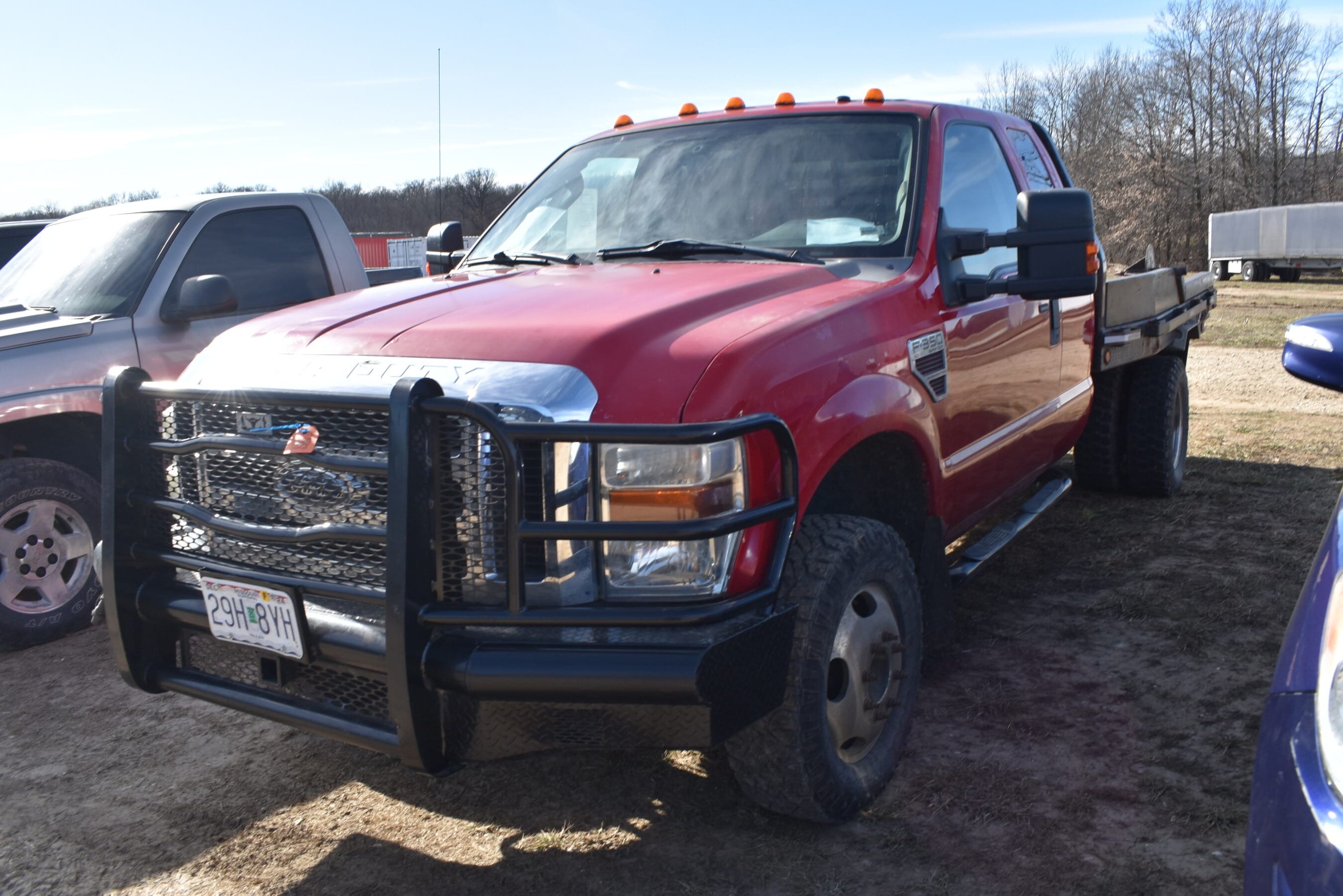 2008 Ford F-350 Equipment Image0