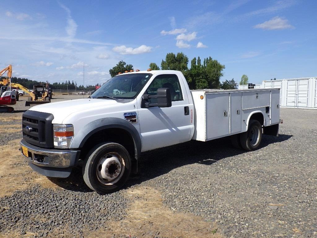 Image of Ford F-450 Primary image