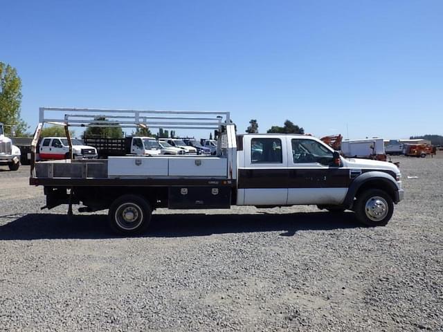 Image of Ford F-450 equipment image 2