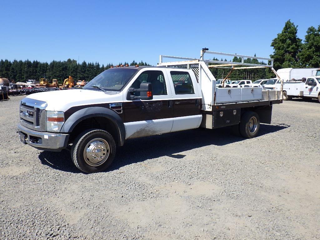 Image of Ford F-450 Primary image