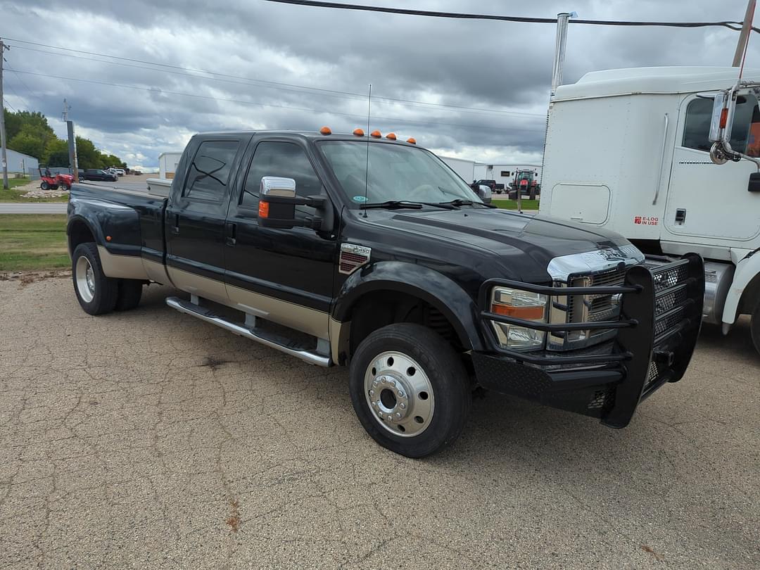 Image of Ford F-450 Primary image