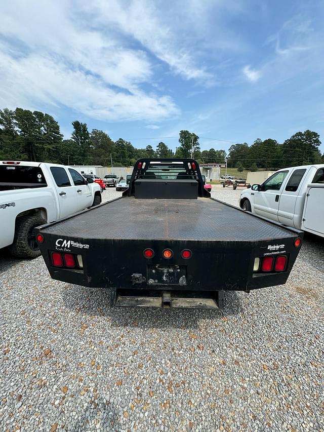 Image of Ford F-450 equipment image 4