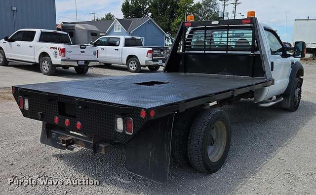 Image of Ford F-450 equipment image 4