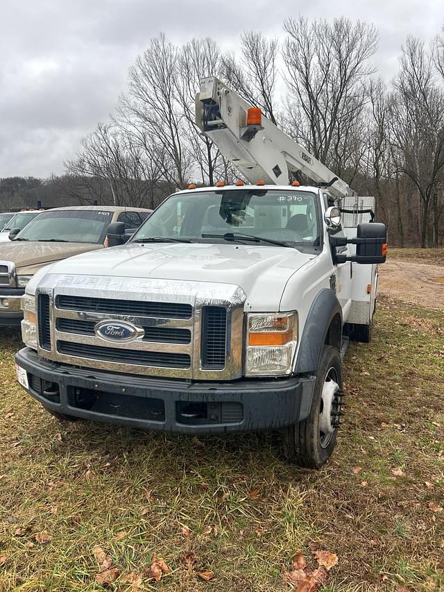 Image of Ford F-450 equipment image 1