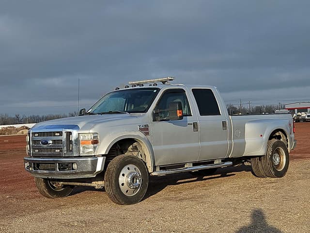 Image of Ford F-450 equipment image 1