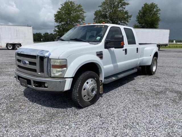 Image of Ford F-450 equipment image 1