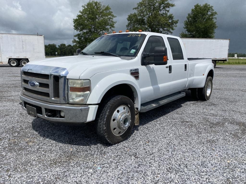 2008 Ford F-450 Equipment Image0