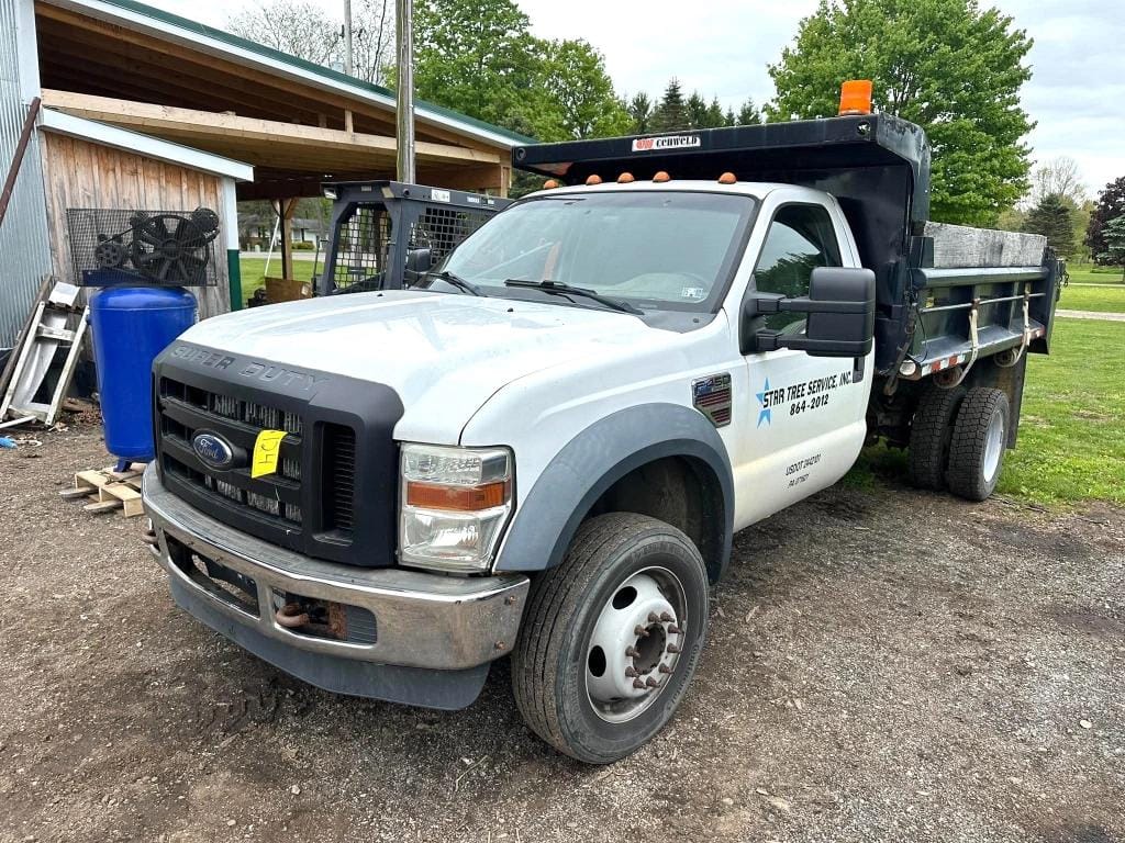 2008 Ford F-450 Equipment Image0