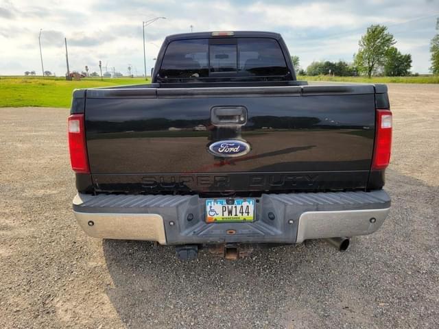 Image of Ford F-450 equipment image 3