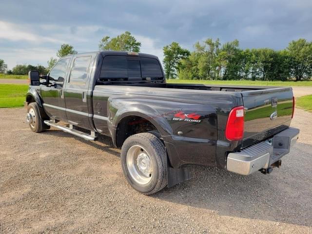 Image of Ford F-450 equipment image 2