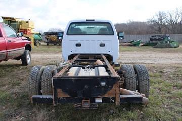 Image of Ford F-550 equipment image 3