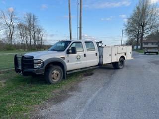 Image of Ford F-550 Primary image