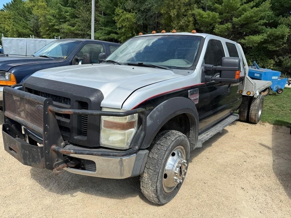 2008 Ford F-550 Equipment Image0
