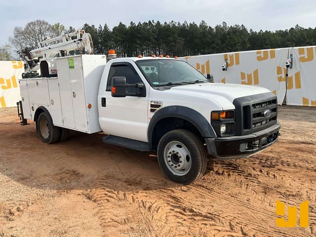 Image of Ford F-550 equipment image 2