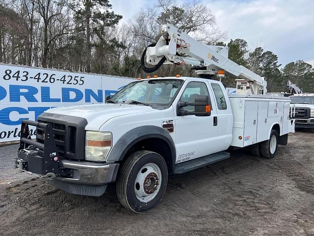 Image of Ford F-550 equipment image 1