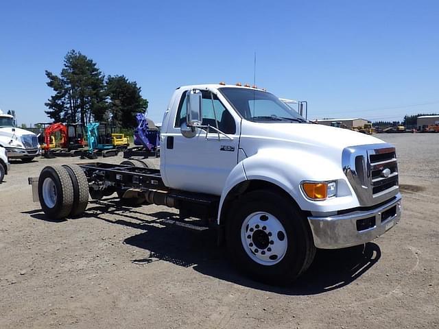 Image of Ford F-650 equipment image 1