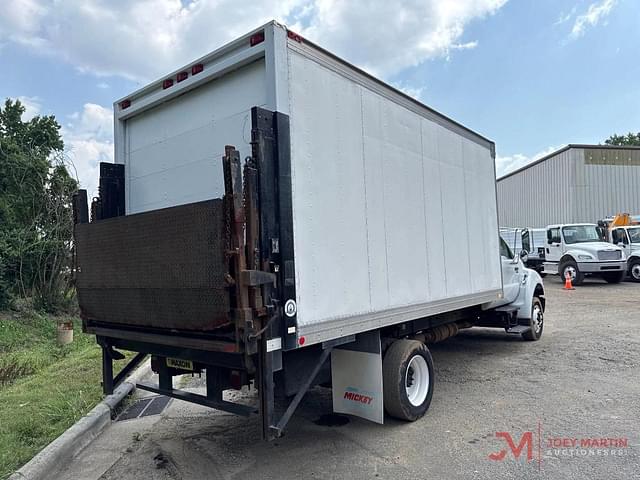 Image of Ford F-650 equipment image 1