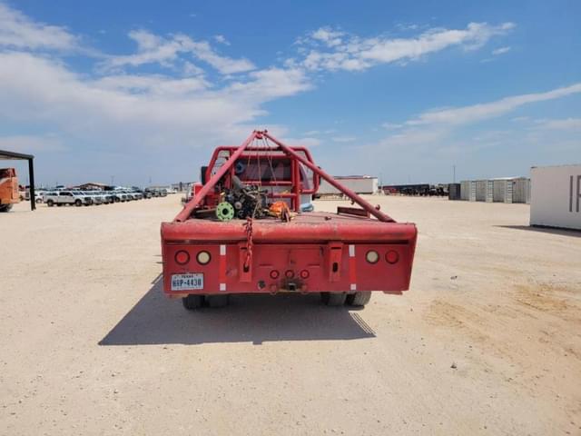 Image of Ford F-650 equipment image 3
