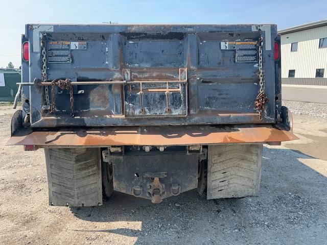 Image of Ford F-750 equipment image 4