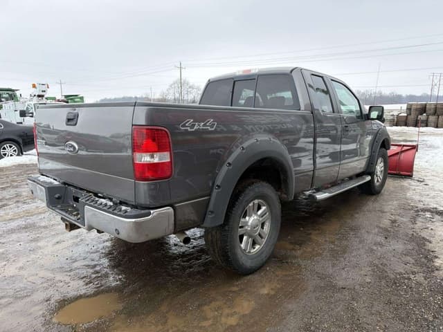 Image of Ford F-150 equipment image 4