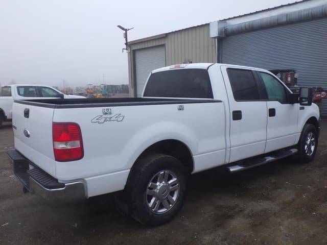 Image of Ford F-150 equipment image 2