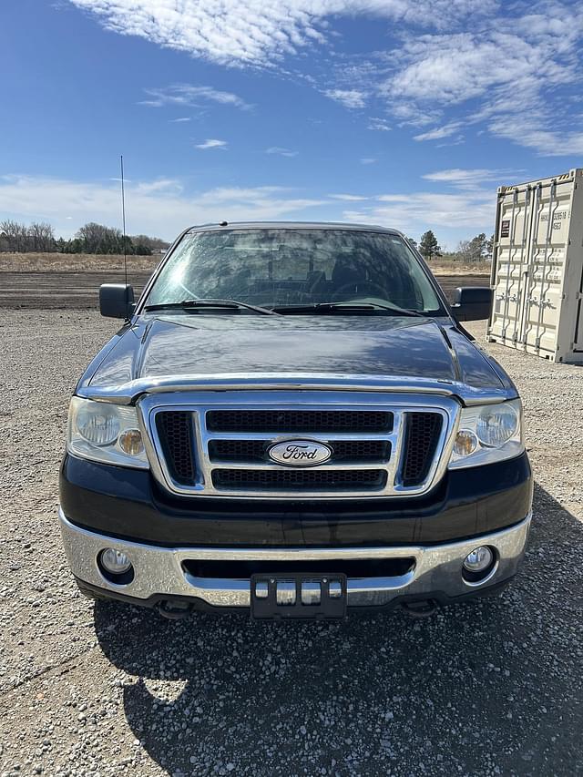 Image of Ford F-150 equipment image 1