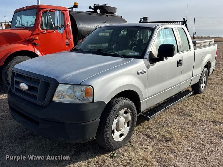 2008 Ford F-150 Equipment Image0