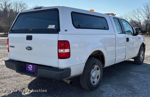 Image of Ford F-150 equipment image 4