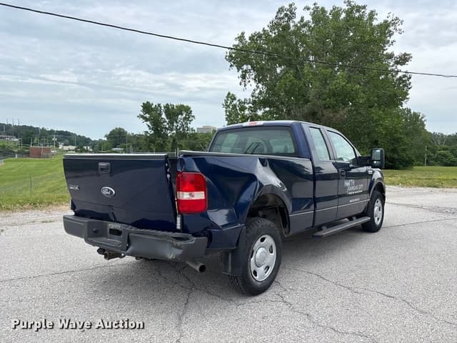Image of Ford F-150 equipment image 4