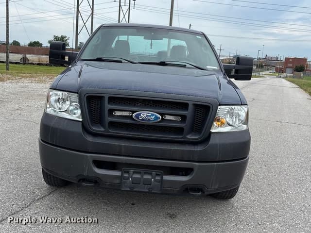 Image of Ford F-150 equipment image 1