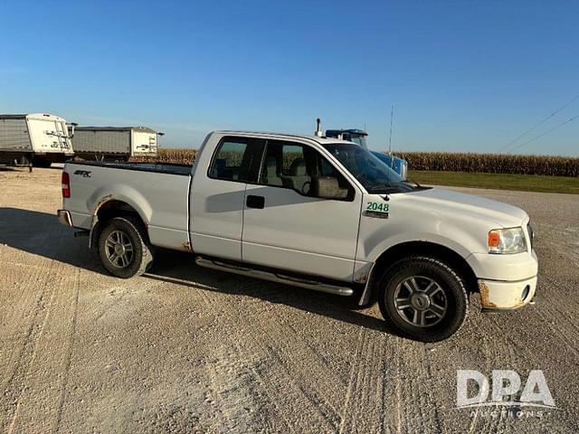 Image of Ford F-150 equipment image 1