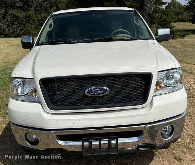 Image of Ford F-150 equipment image 1