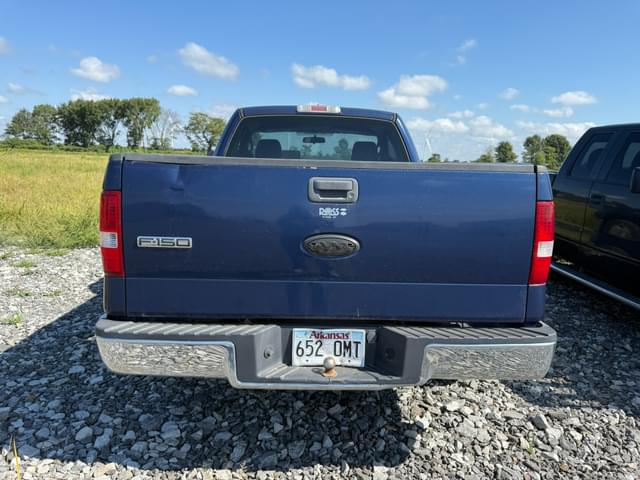 Image of Ford F-150 equipment image 4