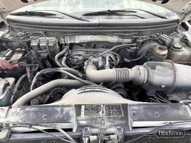 Image of Ford F-150 equipment image 4