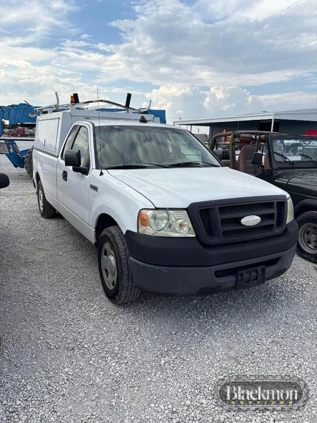 Image of Ford F-150 equipment image 3