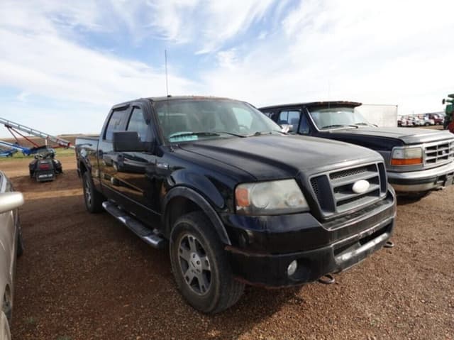 Image of Ford F-150 equipment image 1