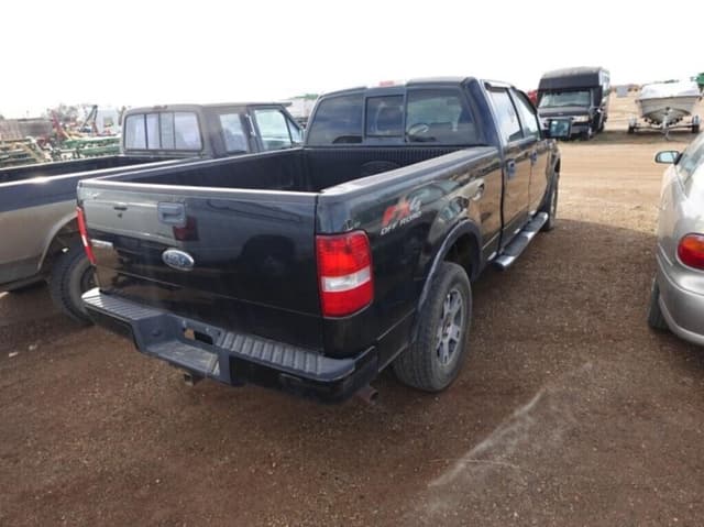 Image of Ford F-150 equipment image 2