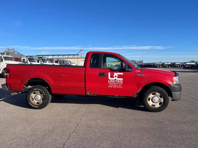 Image of Ford F-150 equipment image 2