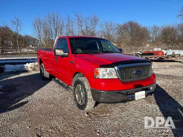 Image of Ford F-150 equipment image 2