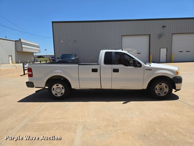 Image of Ford F-150 equipment image 3