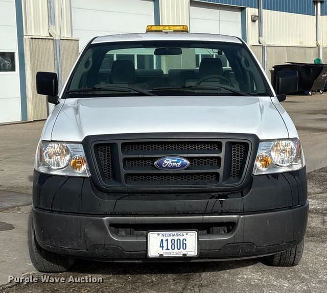 Image of Ford F-150 equipment image 1