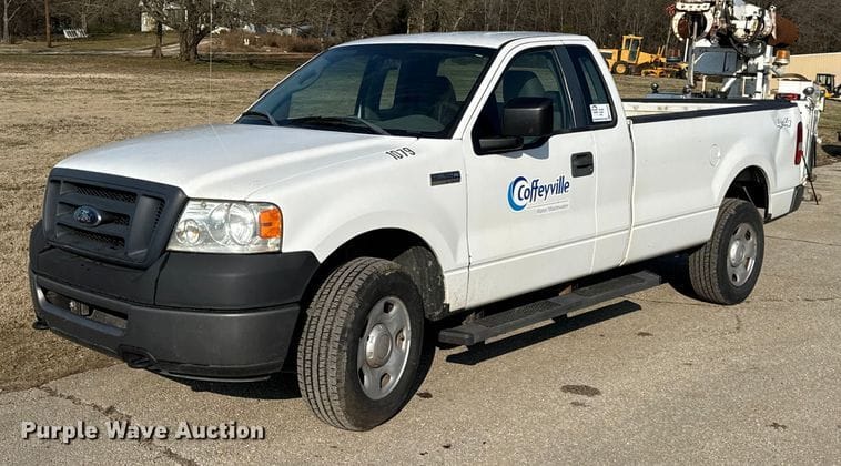 2008 Ford F-150 Equipment Image0