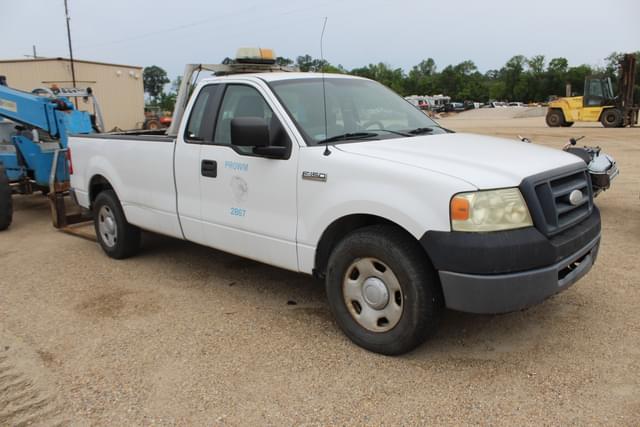 Image of Ford F-150 equipment image 1