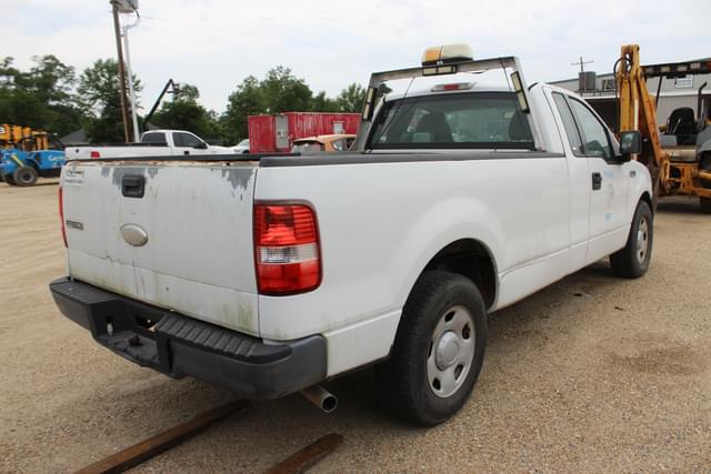 Image of Ford F-150 equipment image 2