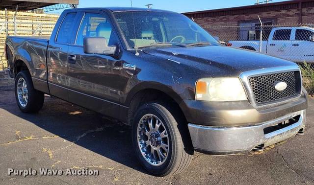 Image of Ford F-150 equipment image 2