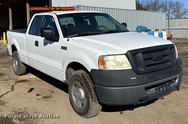 Image of Ford F-150 equipment image 2