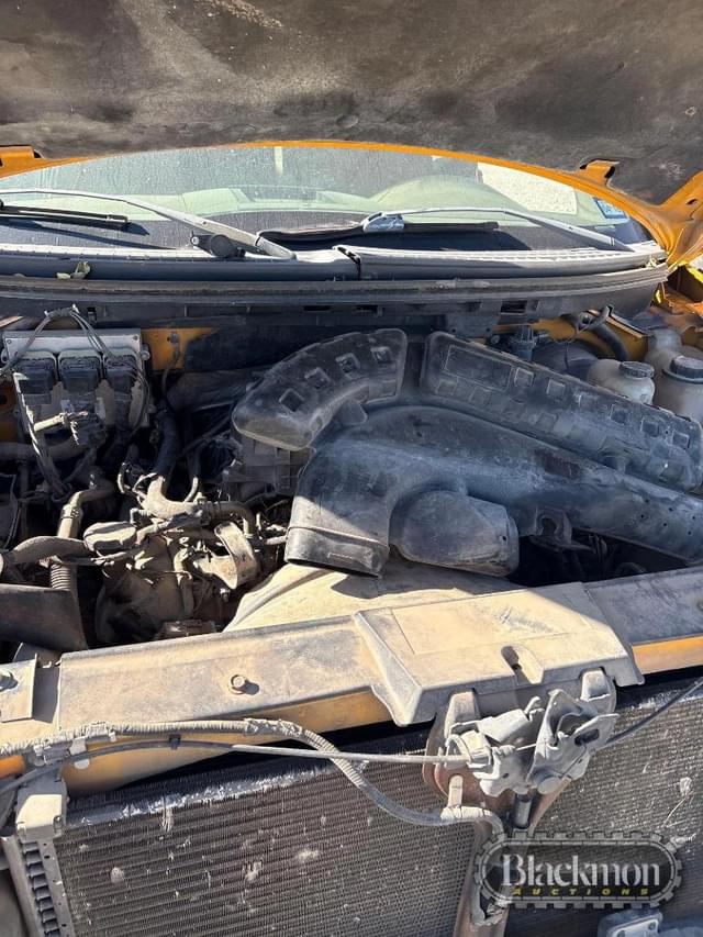 Image of Ford F-150 equipment image 4