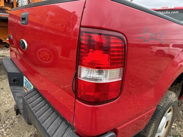 Image of Ford F-150 equipment image 4