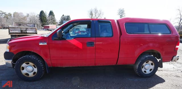 Image of Ford F-150 equipment image 2