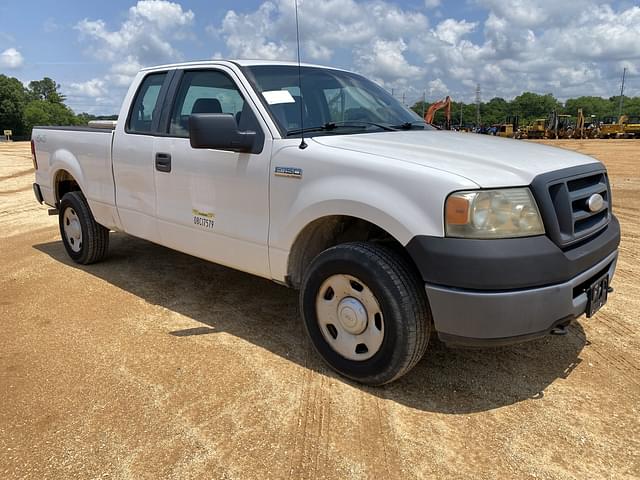 Image of Ford F-150 equipment image 3